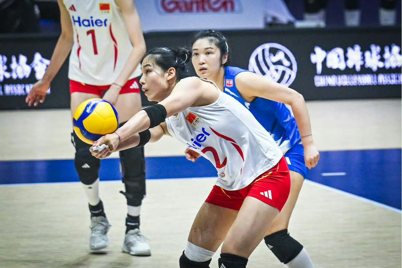 2026女排亚锦赛中国女排vs泰国女排 第二局我们25比11取胜，刁琳宇杨舒茗郭