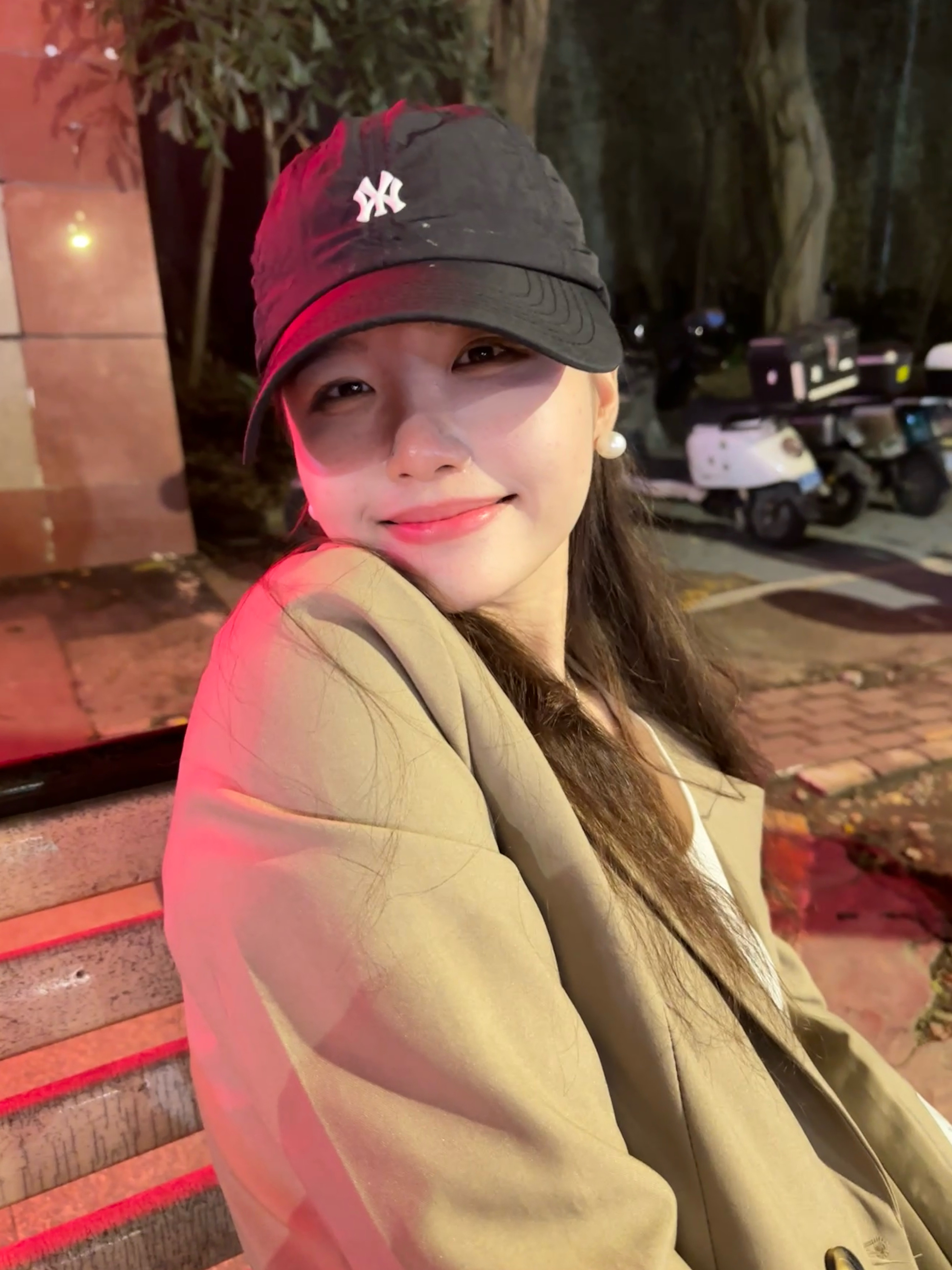 打开了新的酒吧地图+1据点烤肉！我依旧爱你这个月吃第二次了的上海本帮面c+v拍的