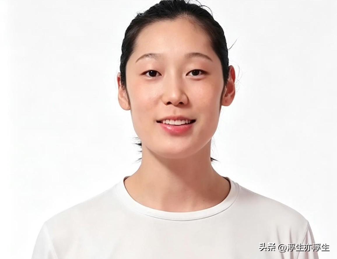 球迷最有好感度的10位中国现役女排球员：
1，朱婷
2，李盈莹
3，王梦洁
4，