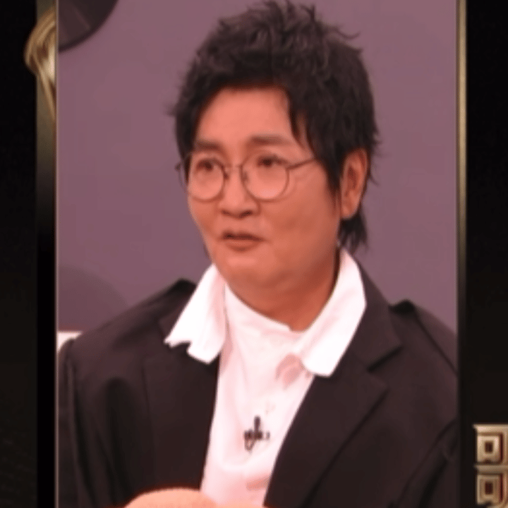 世界是个巨大的杨幂，涂山楠楠申请出战。

