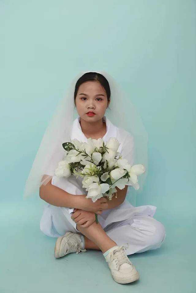 当生命进入倒计时，你会做什么？22岁的胡心瑶，身患绝症，没有怨天尤人，而是选择宴