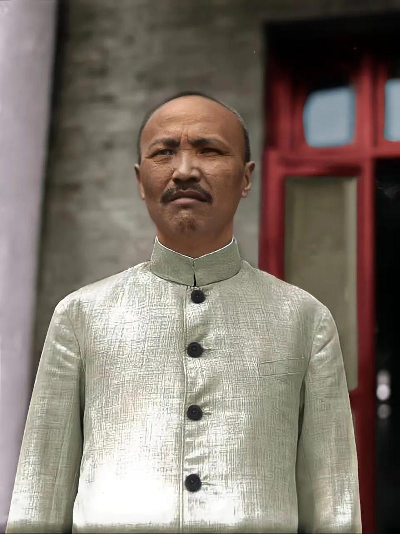 孙殿英：乱世军阀的复杂人生
1889 年正月，孙殿英出生在河南永城的贫困家庭，父