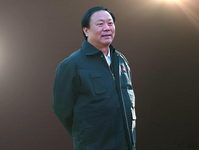 昨天在张家港跟朋友聚会，了解了中国钢铁大王沈文荣去世的一些细节。沈文荣是从一个小