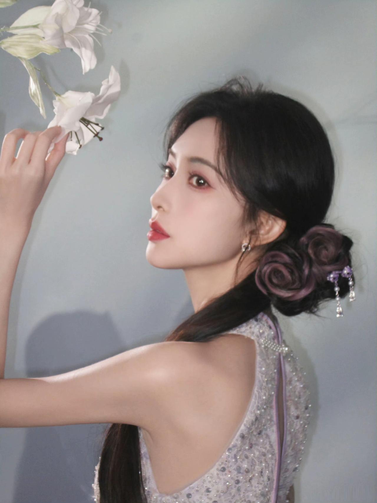 好温婉的孟孟，太美啦[奸笑]
孟子义 娱乐