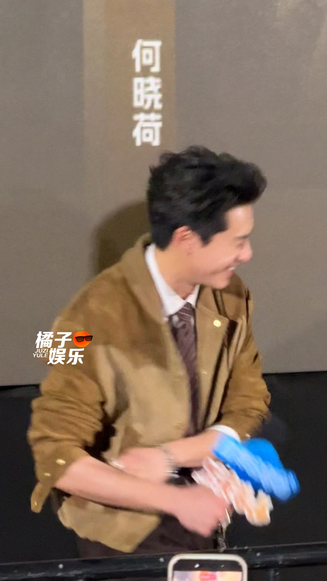 啊啊啊所有人点开听王鹤棣这个气泡音“好的宝贝”🤣🤣王鹤棣气泡音说好的宝贝