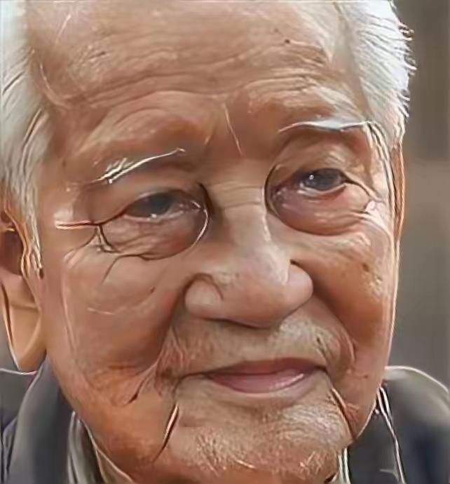 1988年，“中国核潜艇之父”黄旭华，在南海做深潜试验时，顺道回了趟家，看望自己