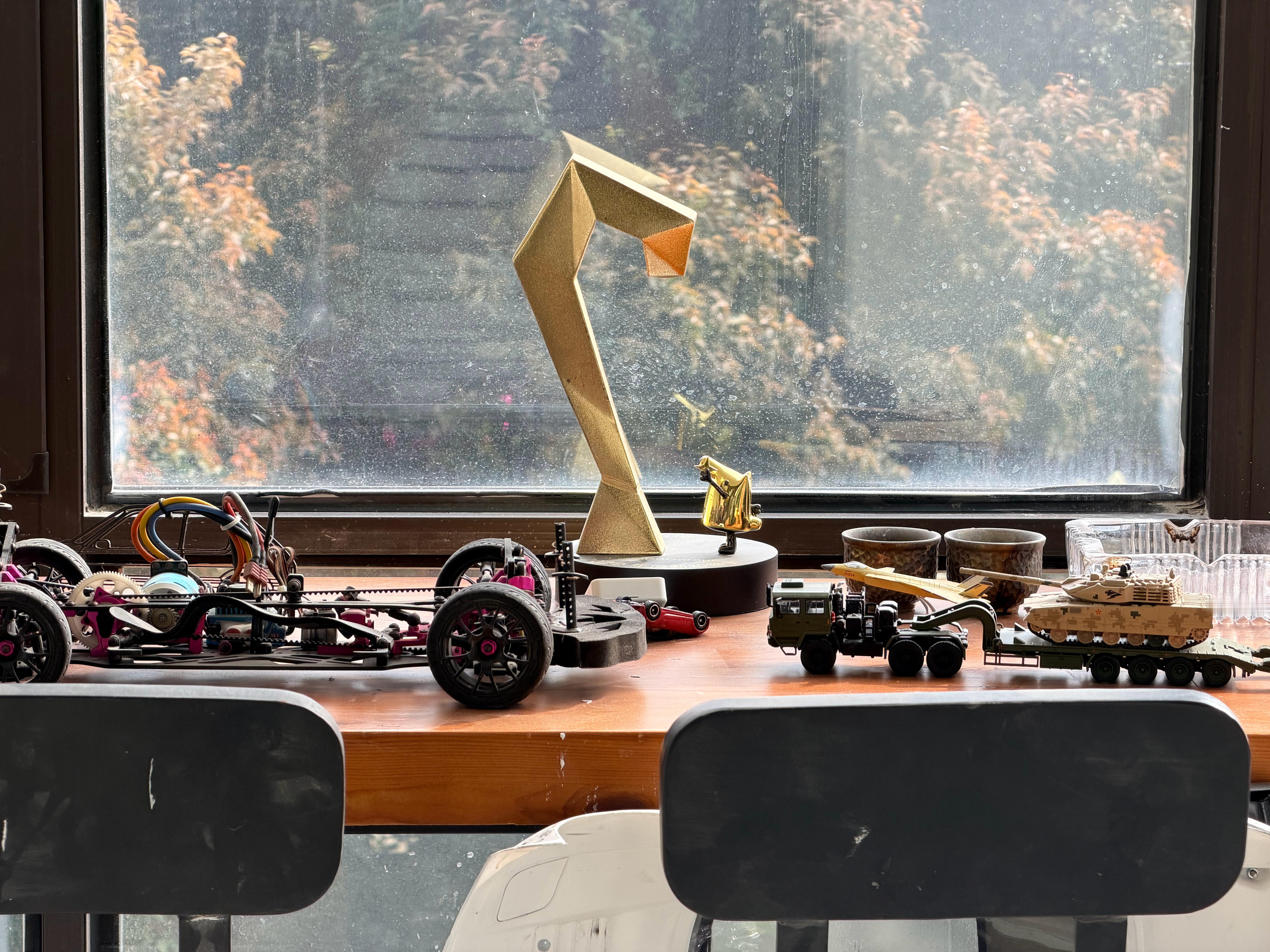 车展回来，拉屎都没那么顺畅了……没吃好，没睡好 武汉·东方夏威夷国际花园