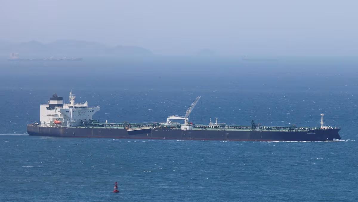 据阿联酋国防部媒体报道，霍尔木兹海峡又出事了，而且这一次，代价已经摆到桌面上：2