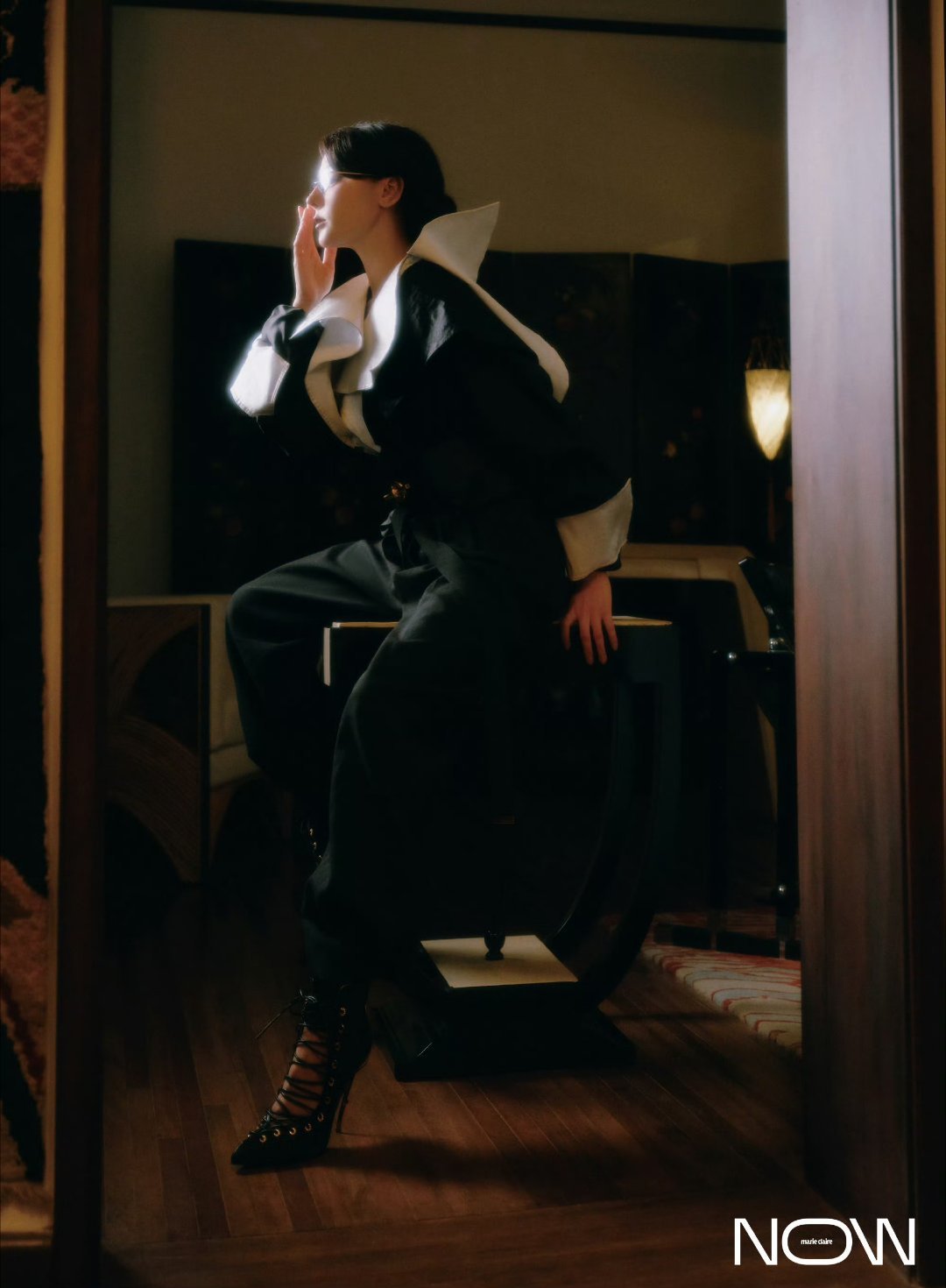 迪丽热巴迪丽热巴与角色同行大片迪丽热巴当下就是最好的选择 就这个镜头表现力爽，今