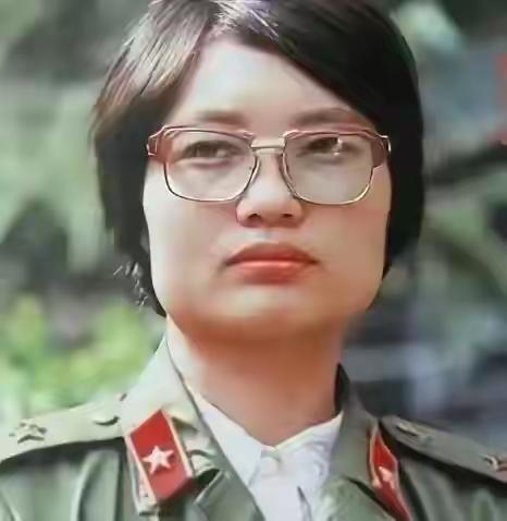 1986年老山火线！23岁护士私自奔赴前线，留下铿锵誓言：除非抬着我的尸体回去