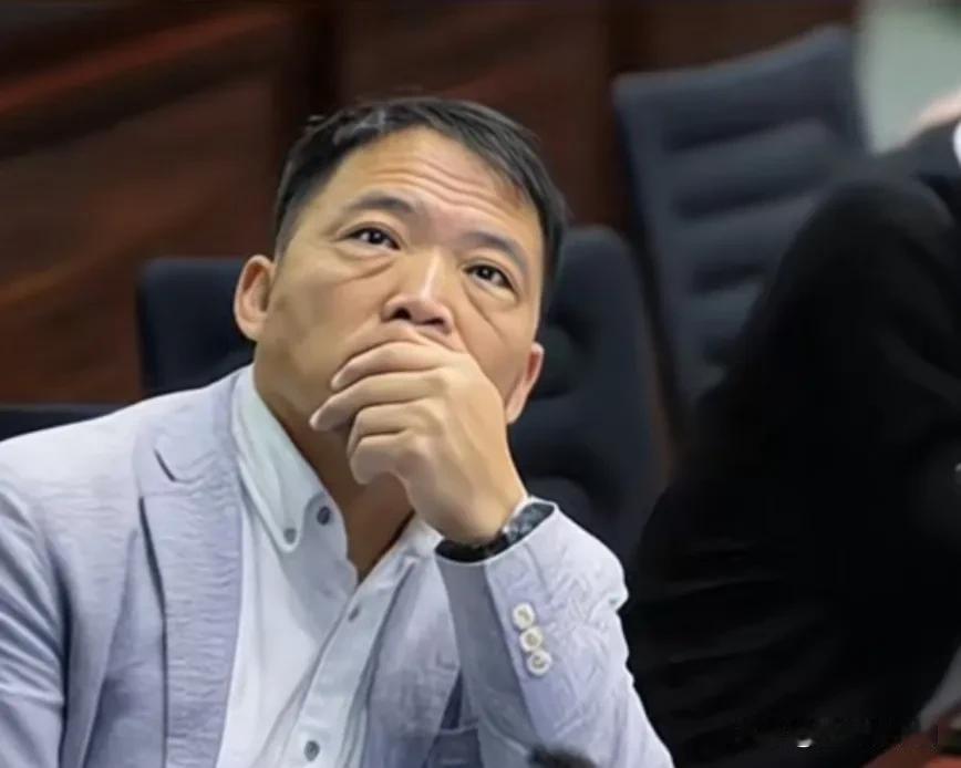 乱港分子奔赴英国，才看懂自己只是一枚棋子

乱港分子大家还记得吧？他们总幻想英国
