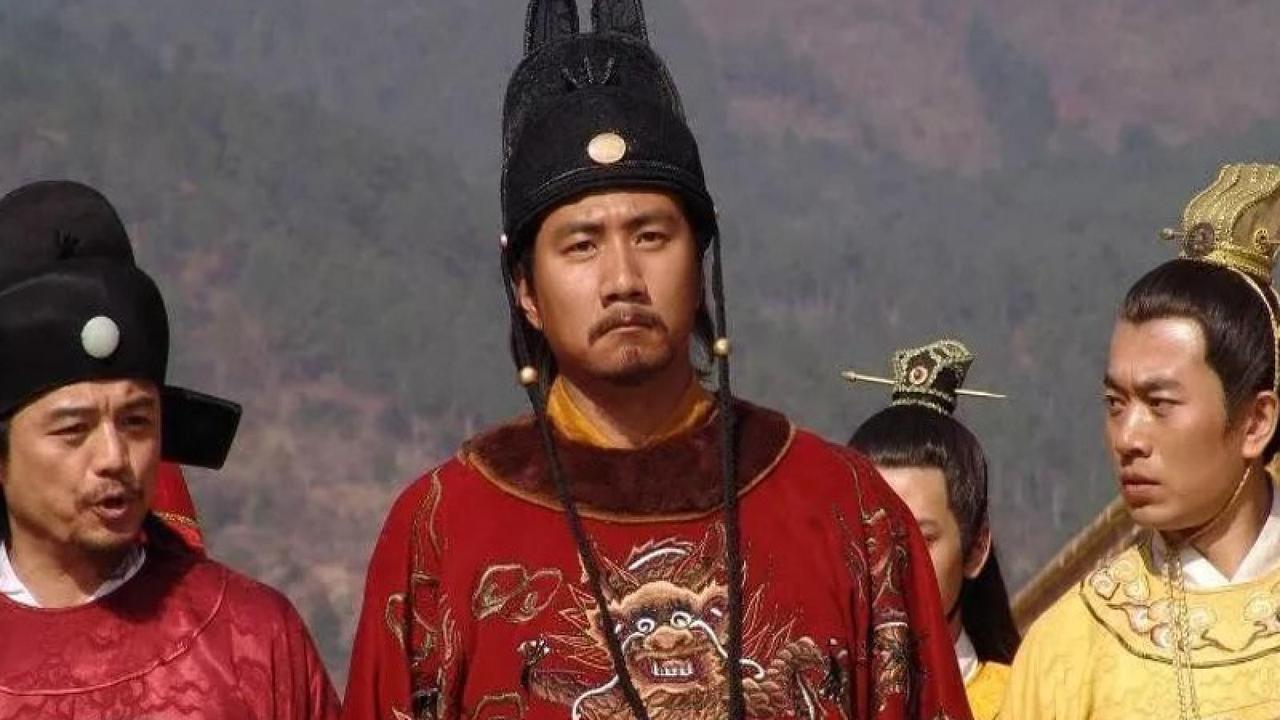 一手杀功臣，一手护穷人：朱元璋的矛盾，其实都是穷出来的

说朱元璋是史上最矛盾的