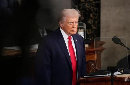 当地时间23日，美国总统特朗普在白宫的采访中，对着伊朗放出了最新表态，短短几句话