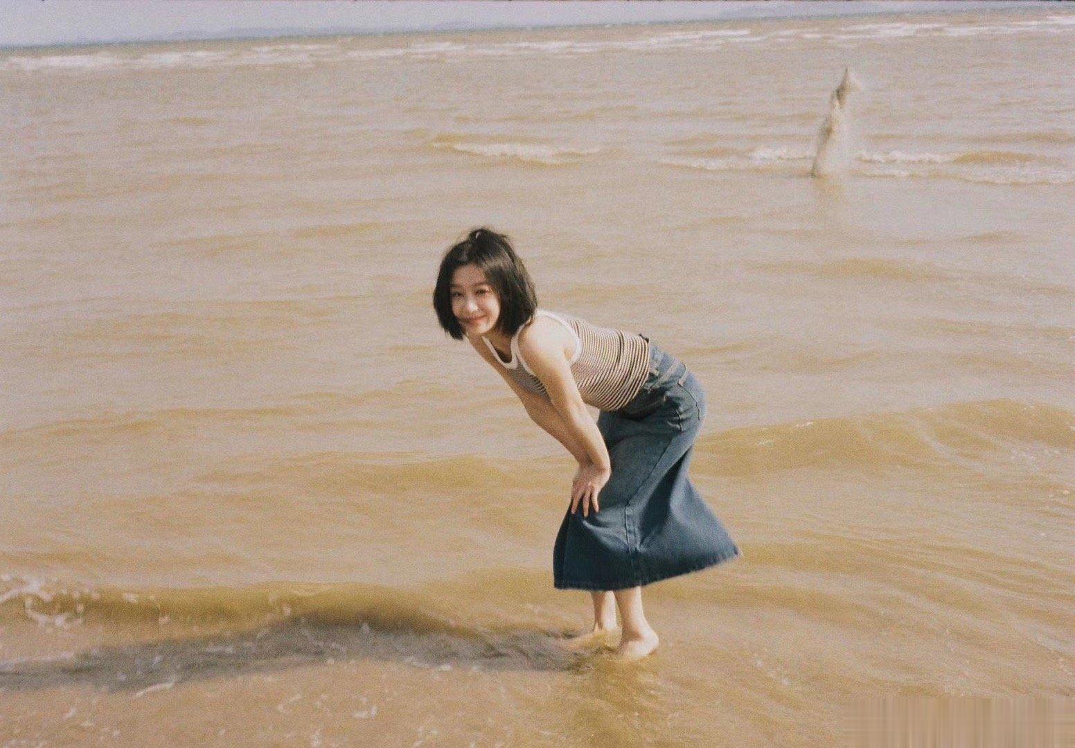 包上恩我的宝藏女孩～美女子继续给我们带来好作品！ ​​​