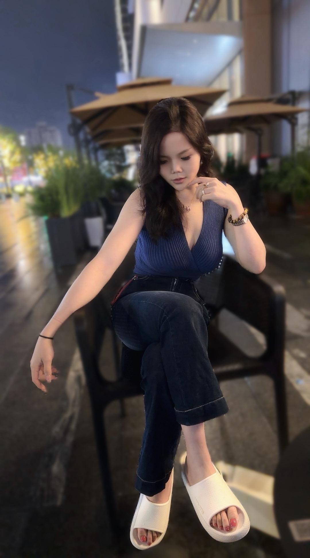 真正属于我的，应该像吃饭喝水那样简单。