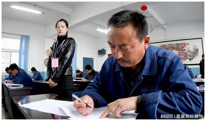 （原创）在单位，人老了要有哪些自知之明？

1、年轻人的事尽量少说。现在企业用人