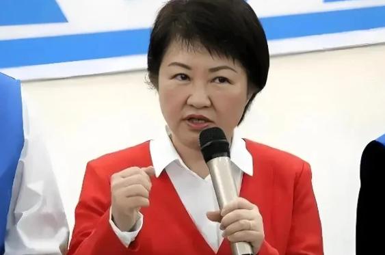 有其父必有其女！卢秀燕的父亲在抗美援朝战争中被美军俘虏，由于意志不坚定而逃往了台