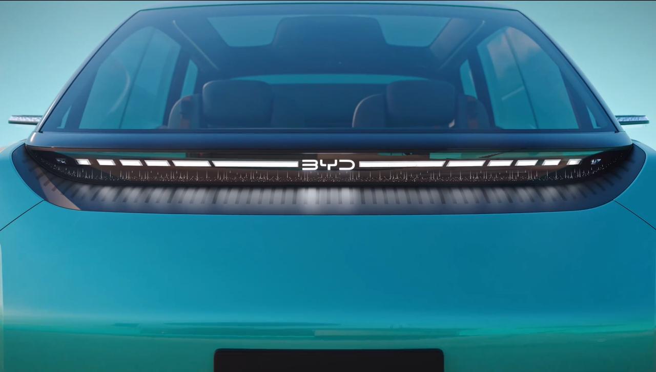 比亚迪海洋网Ocean-V概念车预告来了，车顶高度明显比SUV更