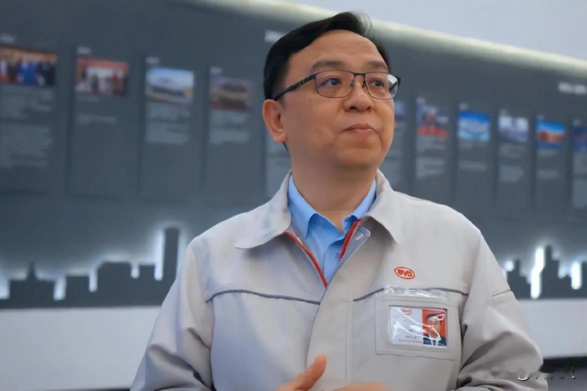 2020年，俞敏洪问王传福："你的公司为什么要取名叫比亚迪？"王传福摆摆手："我