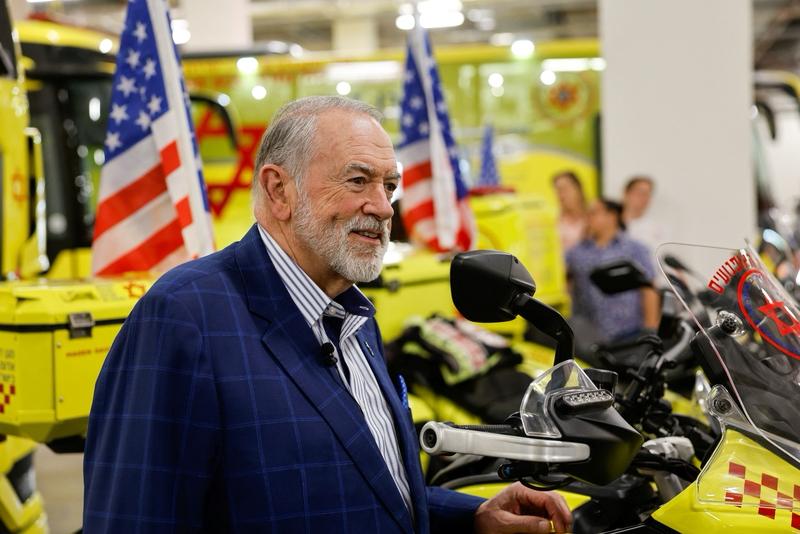 2月27日，美国驻以色列大使馆下令非紧急必要人员及其家属撤离以色列。美驻以大使迈