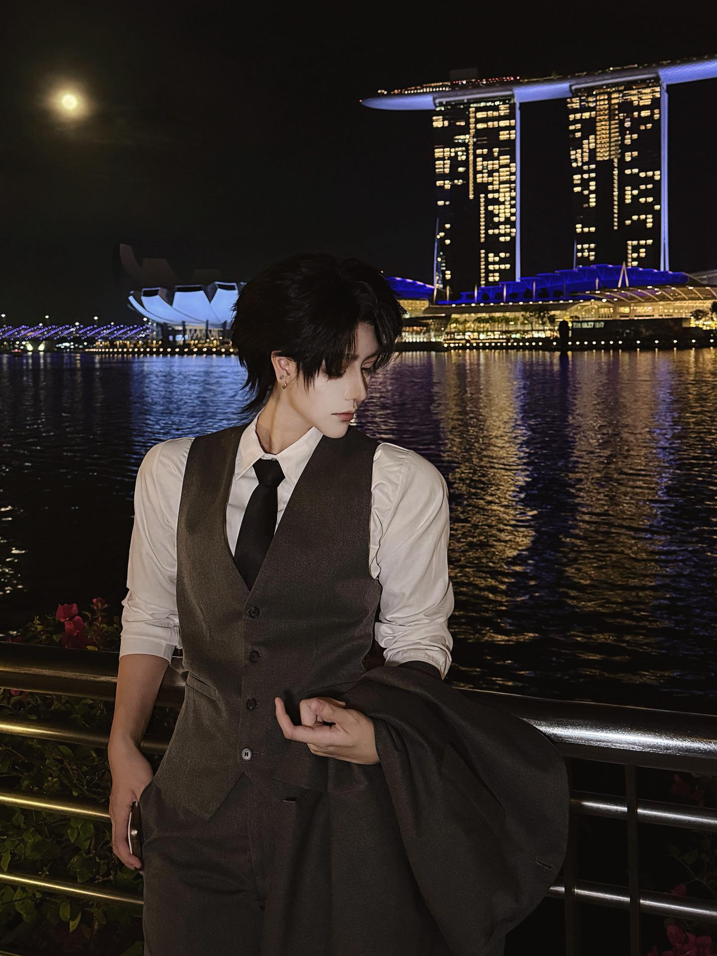 原来月亮真的可以私有。