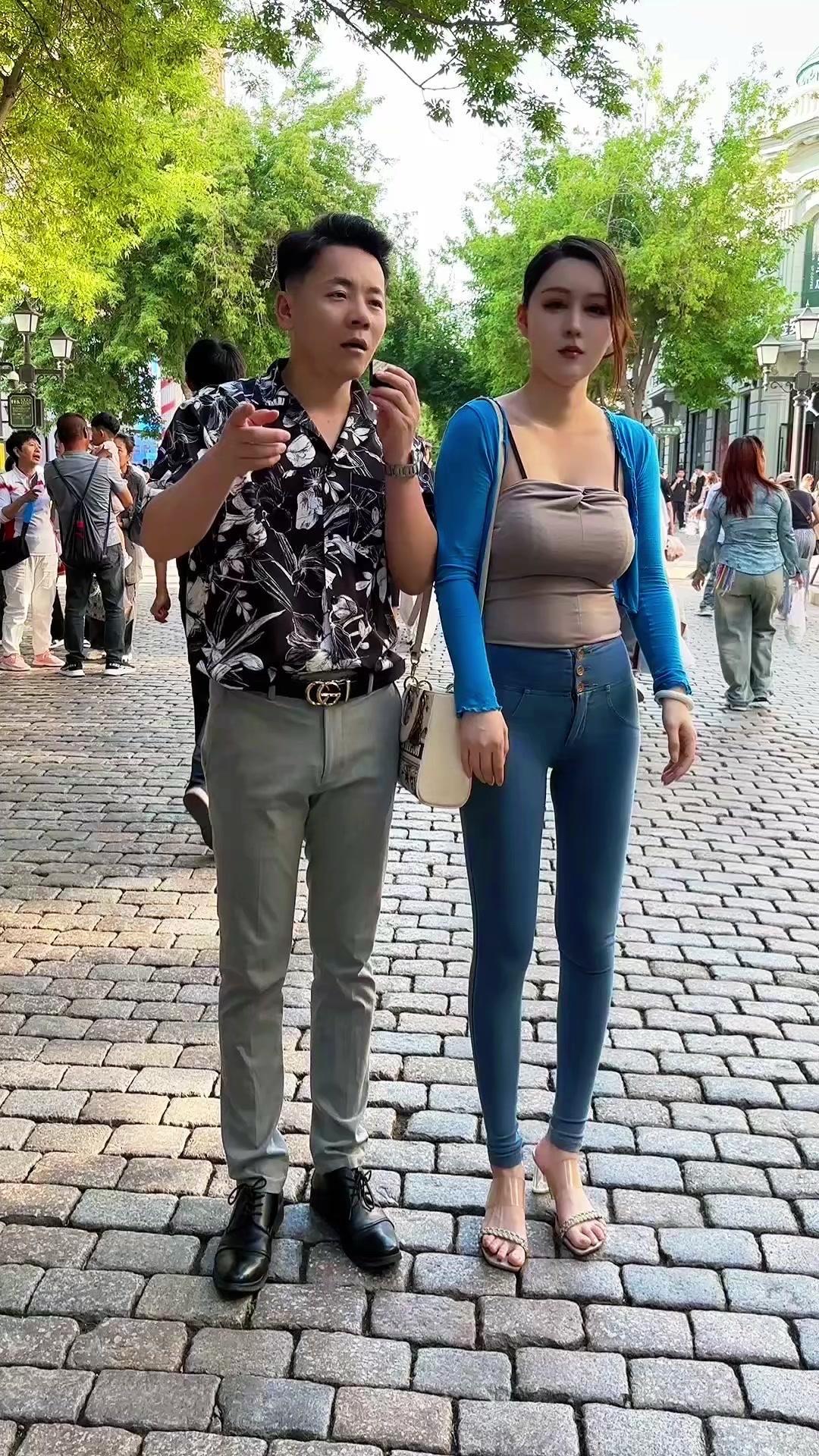 嫁给70岁老大爷换1000万？这回答绝了！👵
如果给你1000万，让你嫁给70