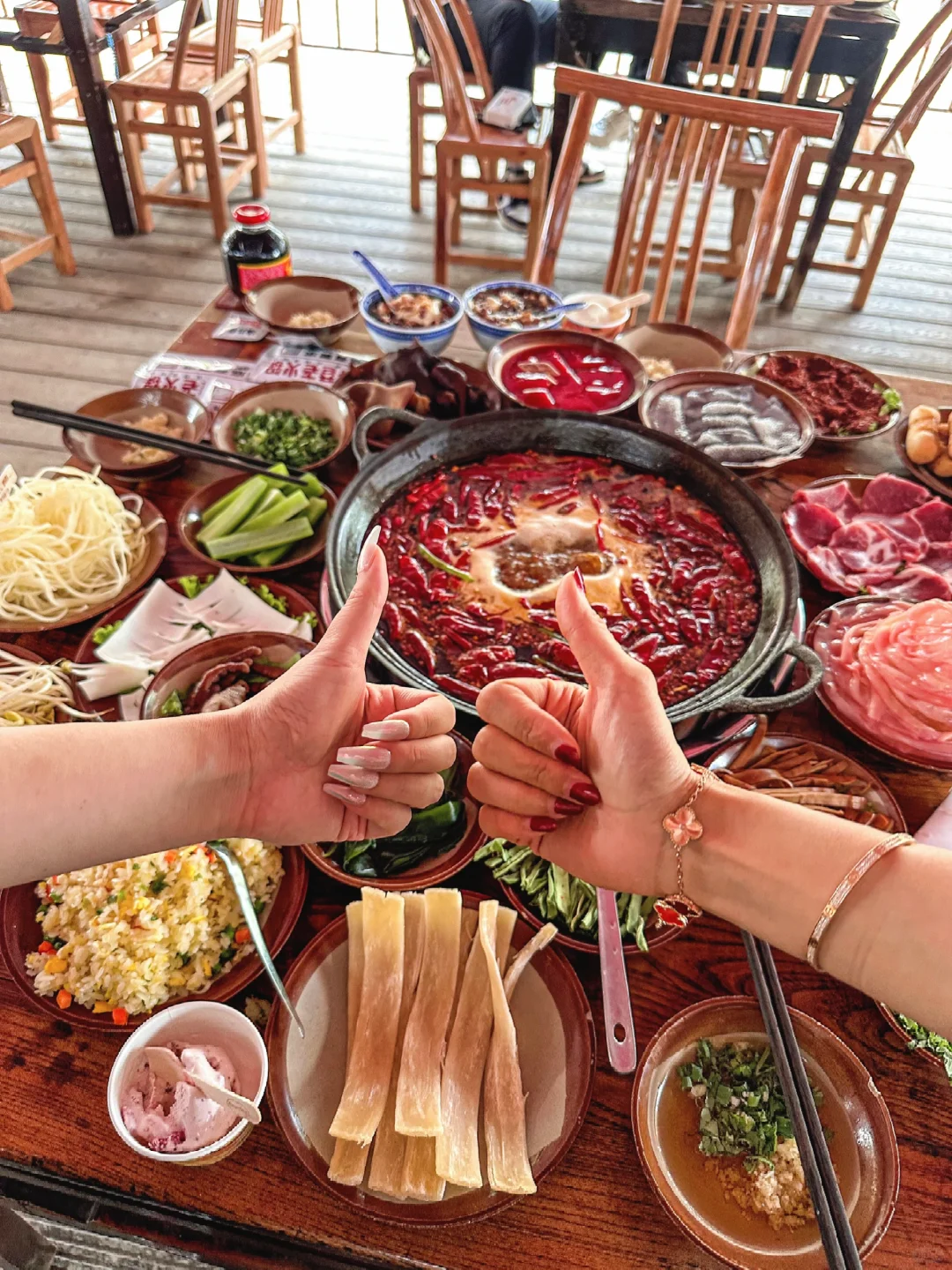 长春的！！我很少用震撼来形容一家重庆老火锅