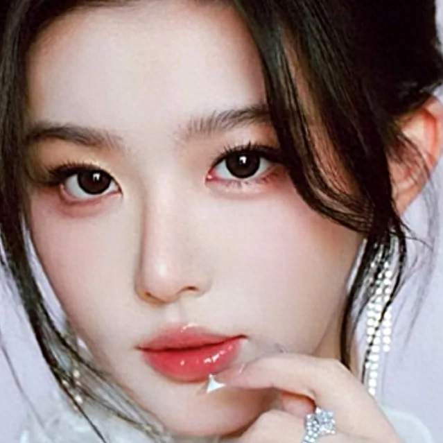 当“男色滤镜”失焦，女新秀靠什么把观众拽回角色？