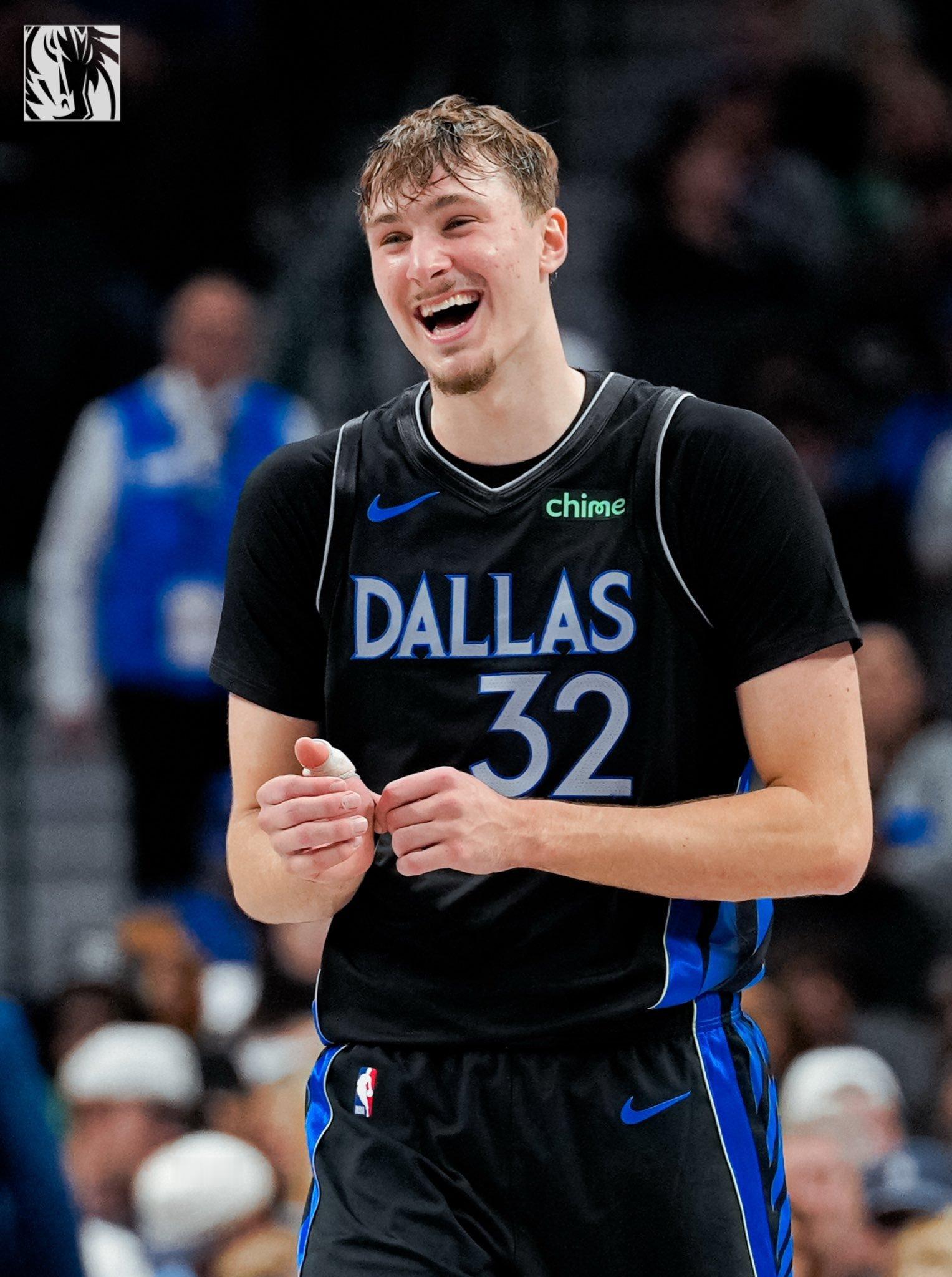 弗拉格隔扣祖巴茨弗拉格成为NBA历史上最年轻的35分先生，今天太展现天赋了 