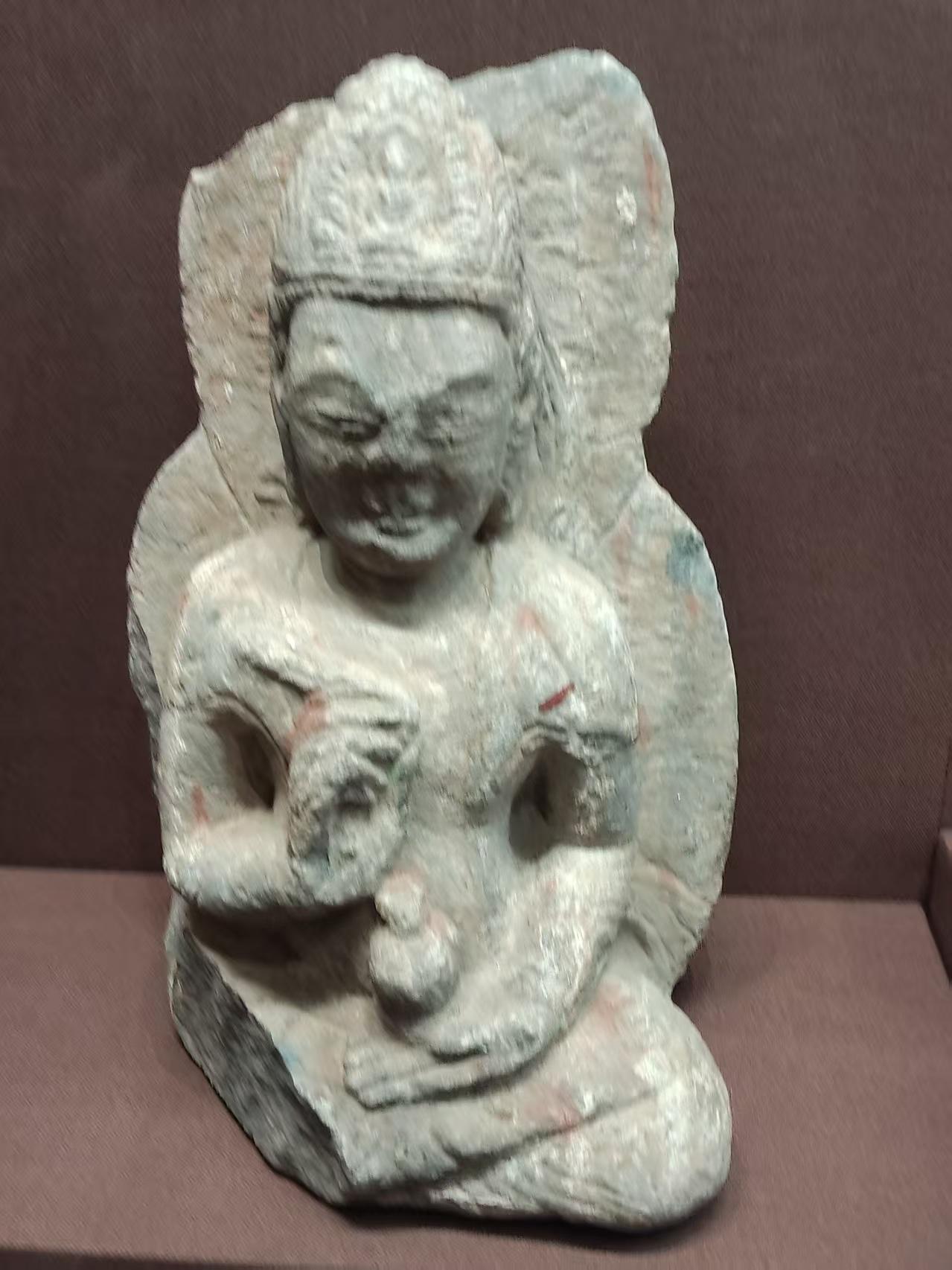 唐德宗的疑惑:      怎么我当个皇帝有一堆人拼了命的造反？

先是四镇节度使