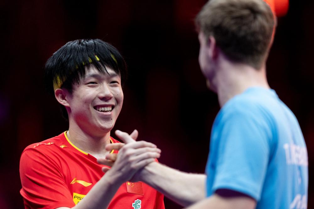 新加坡大满贯，真没想到再一次看王楚钦一人扛旗，
只为守住男单冠军，令人有些心疼，