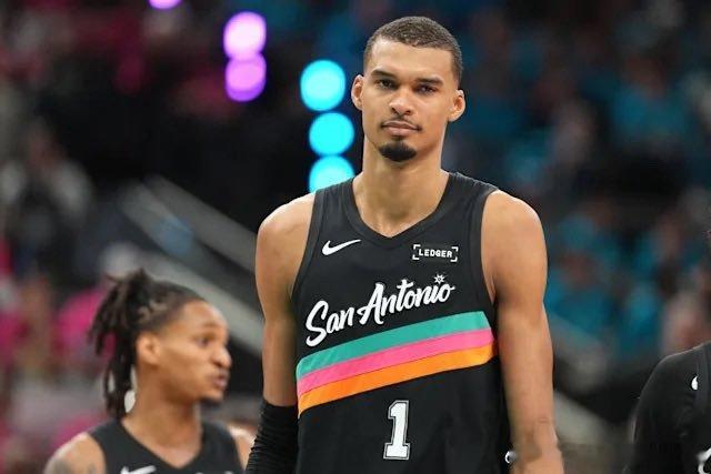 NBA  NBA players voted on the best defen