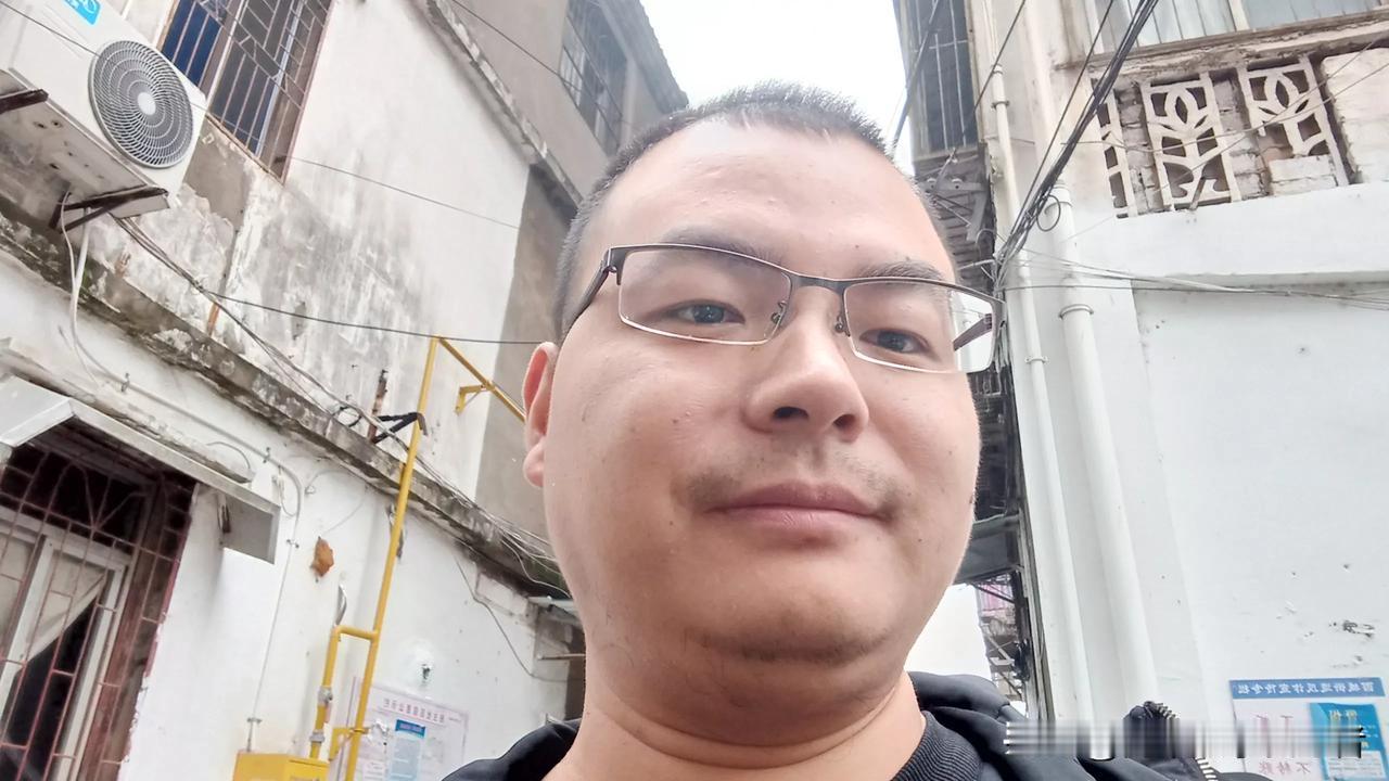 【邓老师的织网理论】
​
​1.高中数学学习就是一个织网的过程。网织得越大越密集