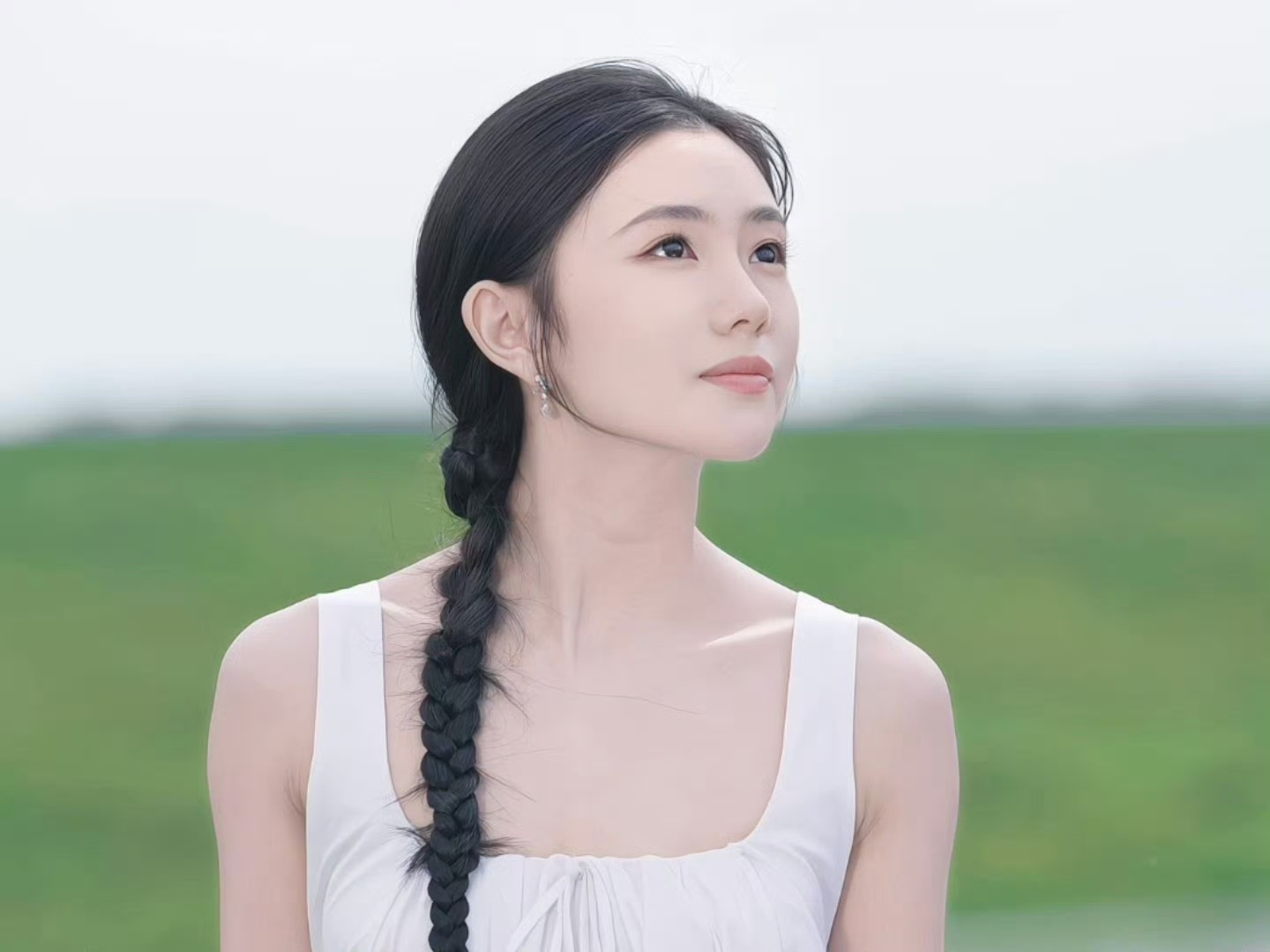 刘浩存 白月光来的 