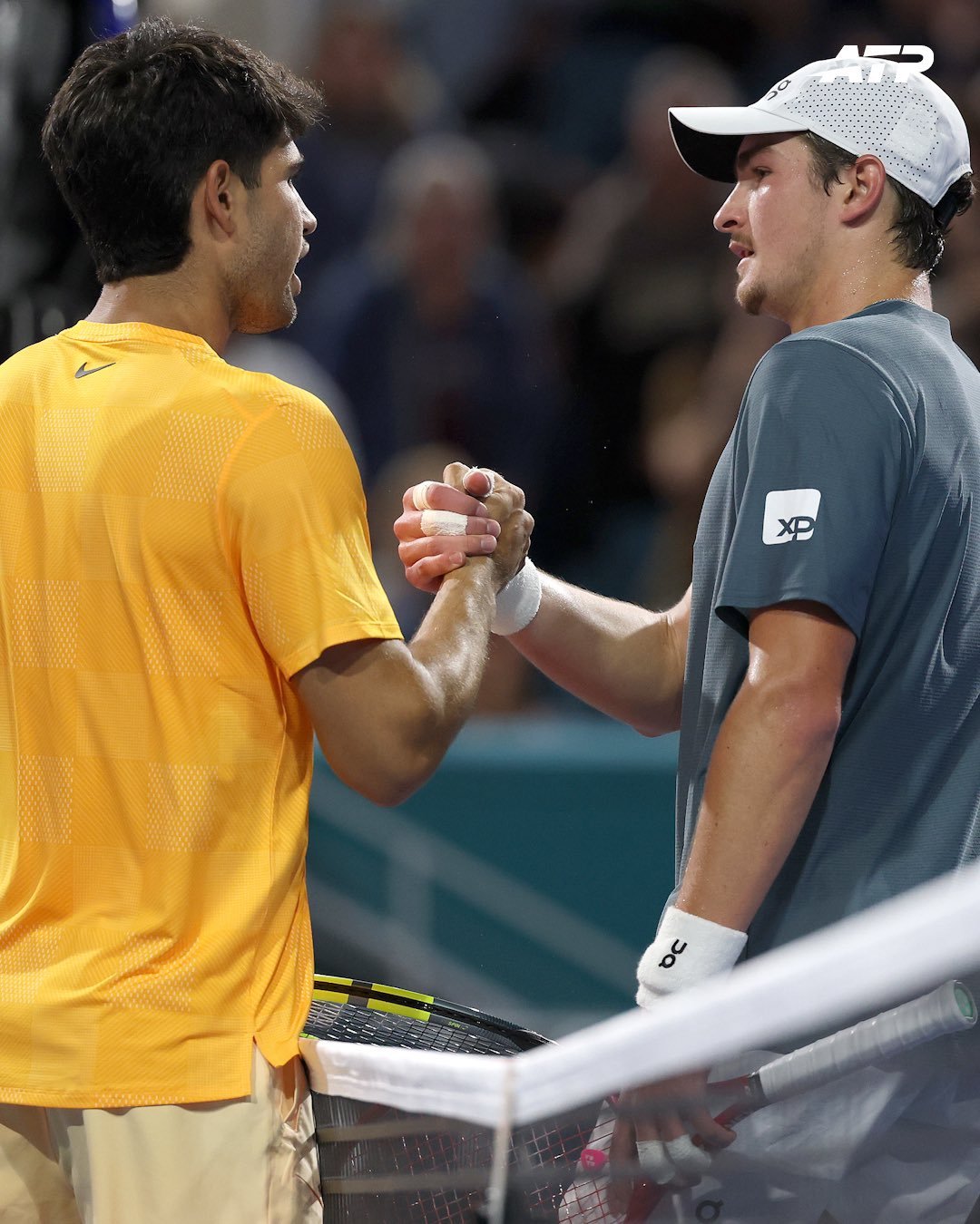 阿尔卡拉斯迈阿密赛开门红 ATP迈阿密大师赛男单第二轮焦点战，世界第一阿尔卡拉斯