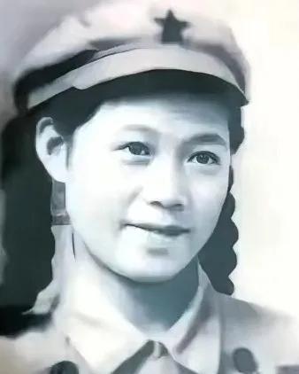 那个跪在坑道里用嘴帮排长排尿的姑娘，是1952年在上甘岭干的，她叫王清珍，那会儿