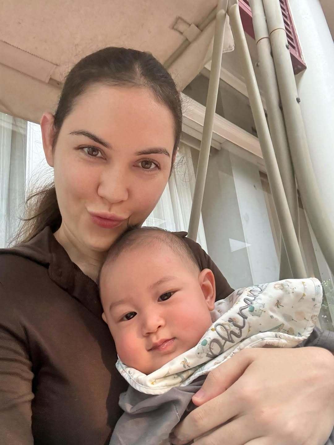 这就是母爱滤镜吗？Matt姐肉眼可见柔和许多❤️ 