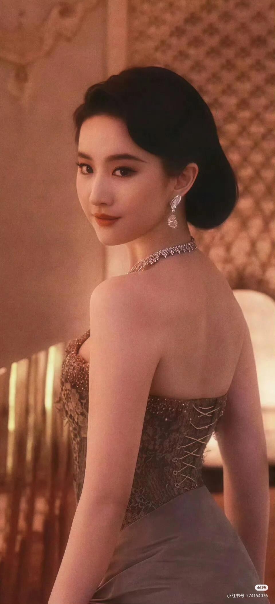 落跑新娘牵着我🥰 