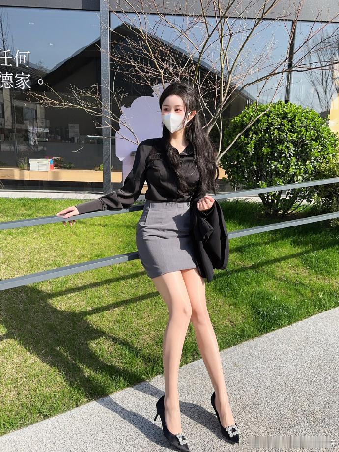 什么样的丝袜会反光？ ​​​