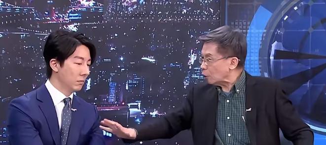 “我不是中国人，不是中华民族一分子，也不乐见中华民族复兴！”

民进党发言人吴峥