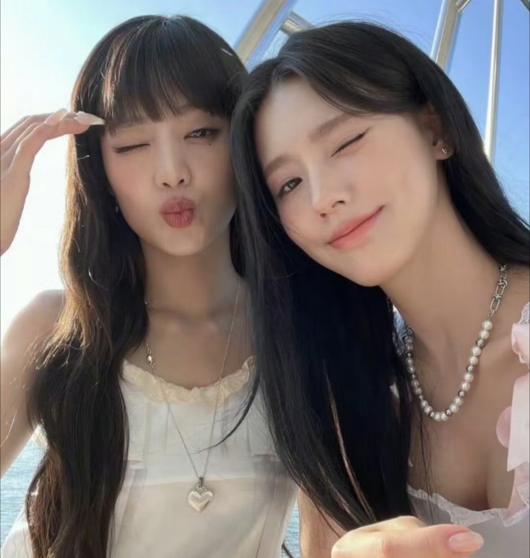 minnie取关赵美延姐姐是不是手滑点错了，关系那么好，怎么可能取关呢[苦涩][