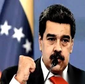 美国人把委内瑞拉总统马杜罗抓走，关了40多天，正准备自己“审判”。
谁也没想到，