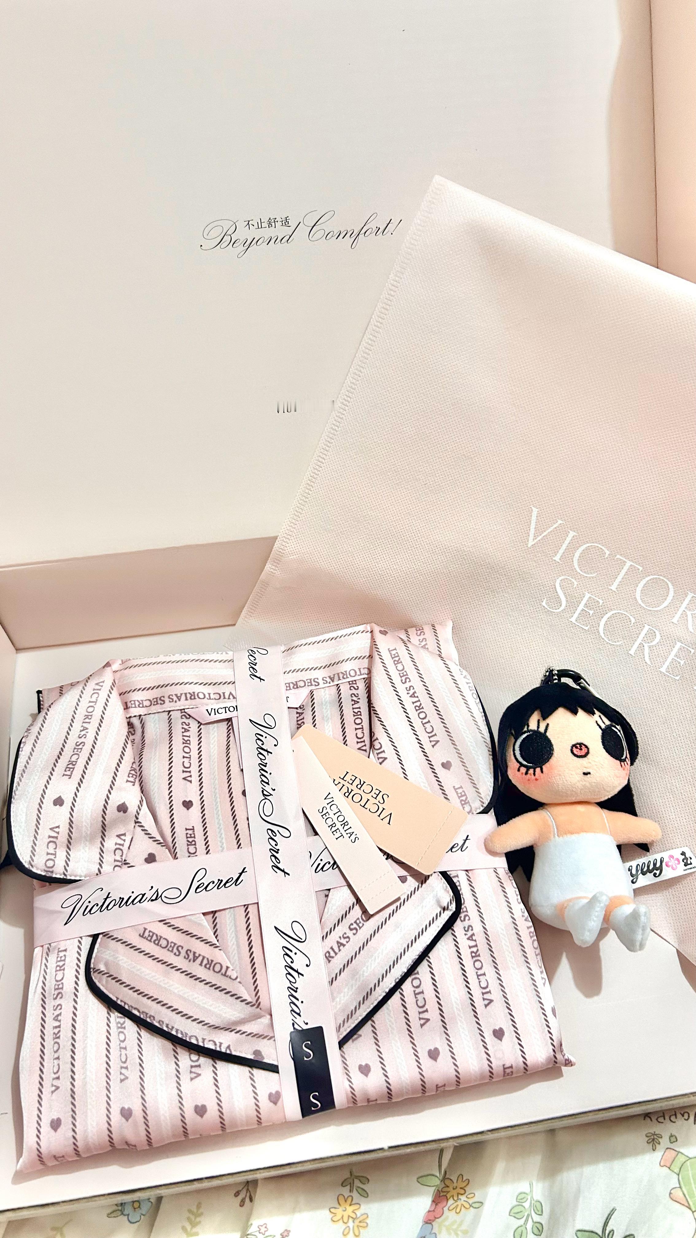 如果我们之间有秘密我希望是Victoria’s Secret🫧🎀 ​​​