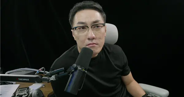 王自如回应去罗永浩播客：咖位不够 过气网红配不上