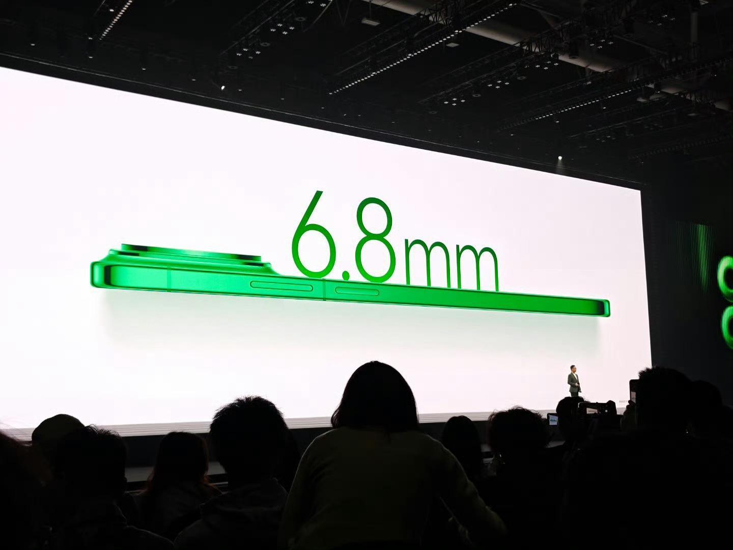 华为nova15正式发布 华为nova15的影像配置真的太卷了！前后红枫影像的设