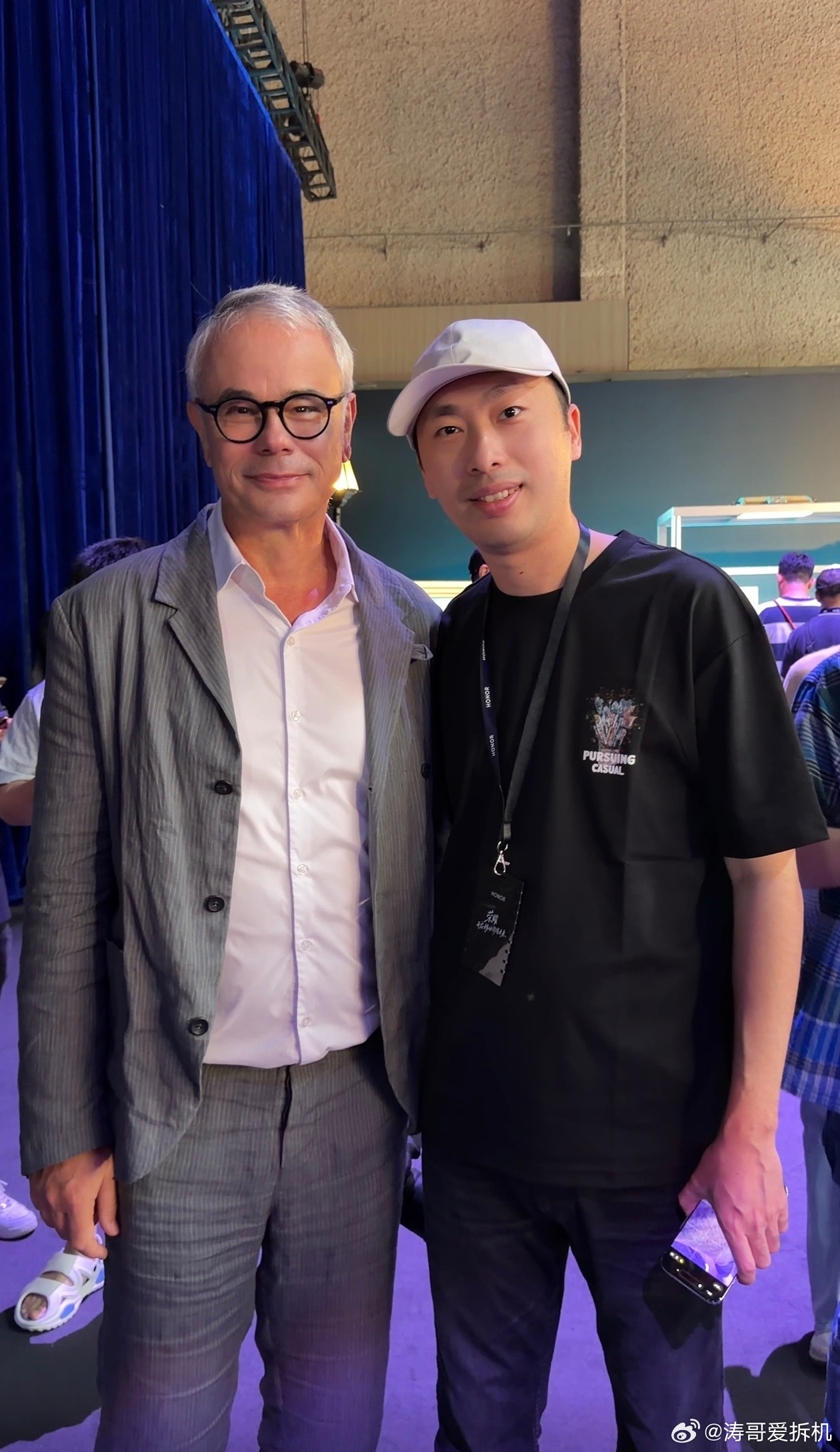 涛哥爱拆机与阿莱首席技术官HaraldBrendel如何看待荣耀阿莱影像合作