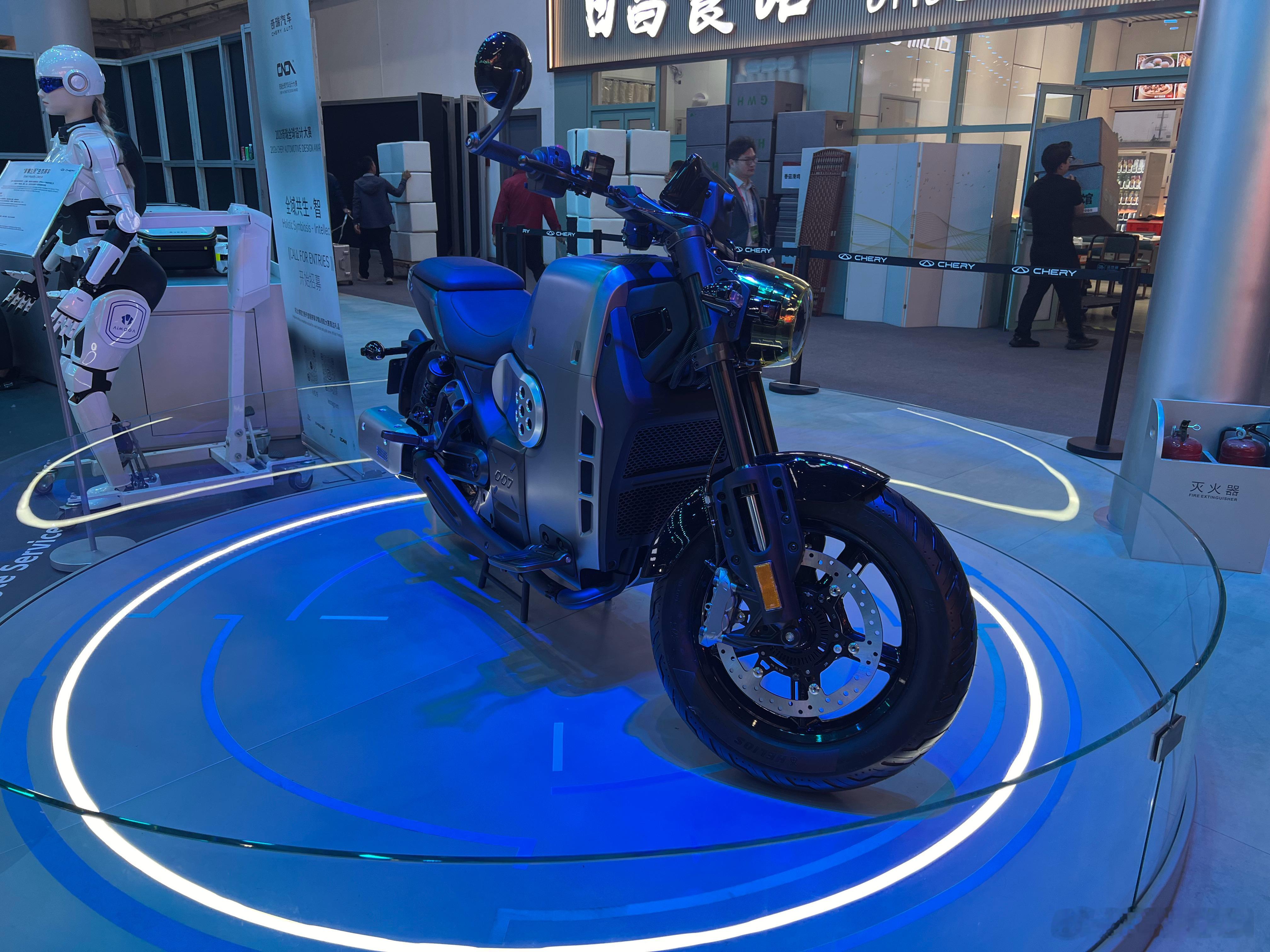 2026北京车展 奇瑞展台的增程式摩托车！它的研发也有美食小屋成员参与……这机器