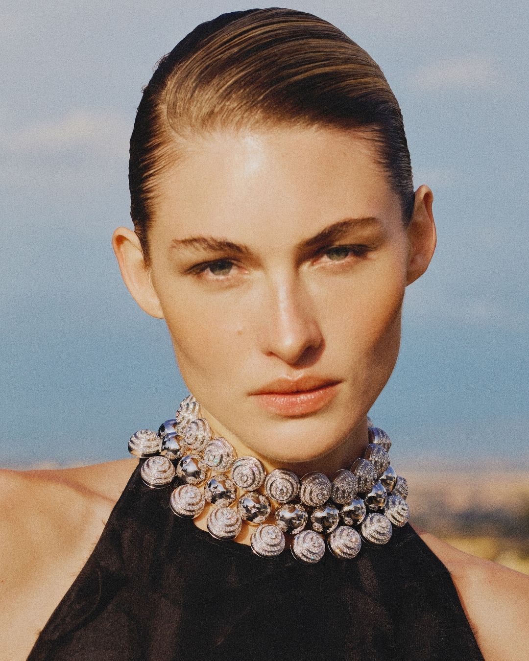 VOGUE Turkey  April  2026 依旧是一期来自 BVLGAR