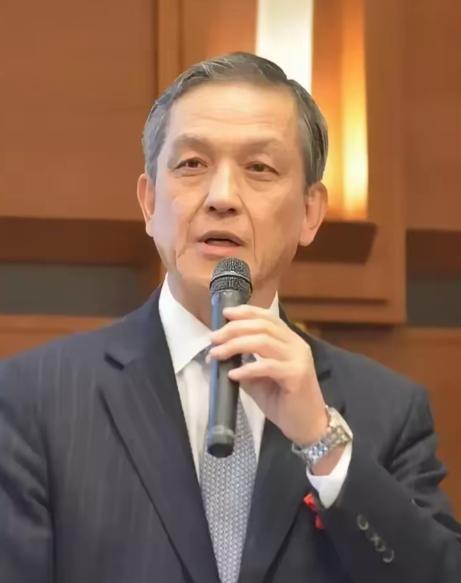 前日本陆上自卫队参谋长岩田清文，8月13日在节目里摊牌了：台湾地区不管和统武统，