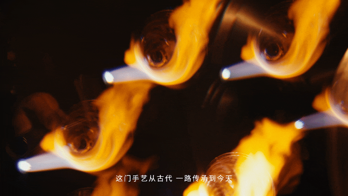 易烊千玺配音燃比娃传火视频聆听易烊千玺温柔又有力量的配音，走进《燃比娃》“传火计